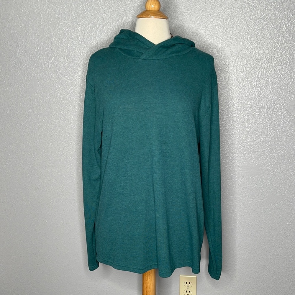 Medium men’s Dip hooded sweater